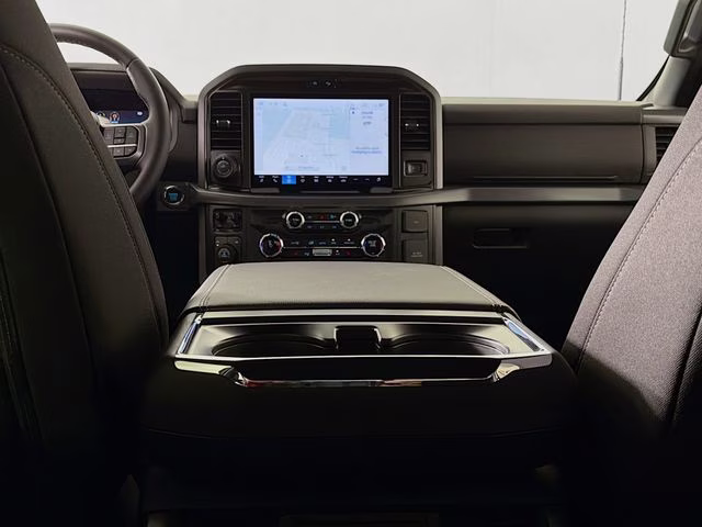 2026 Oxford White Ford F-150 XLT 4X4 Truck