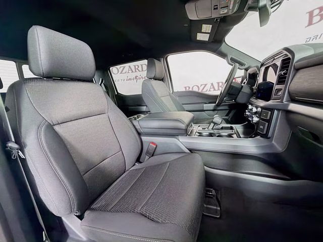2026 Oxford White Ford F-150 XLT 4X4 Truck
