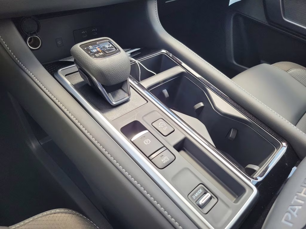 2026 Gun Metallic Nissan Pathfinder SL FWD SUV