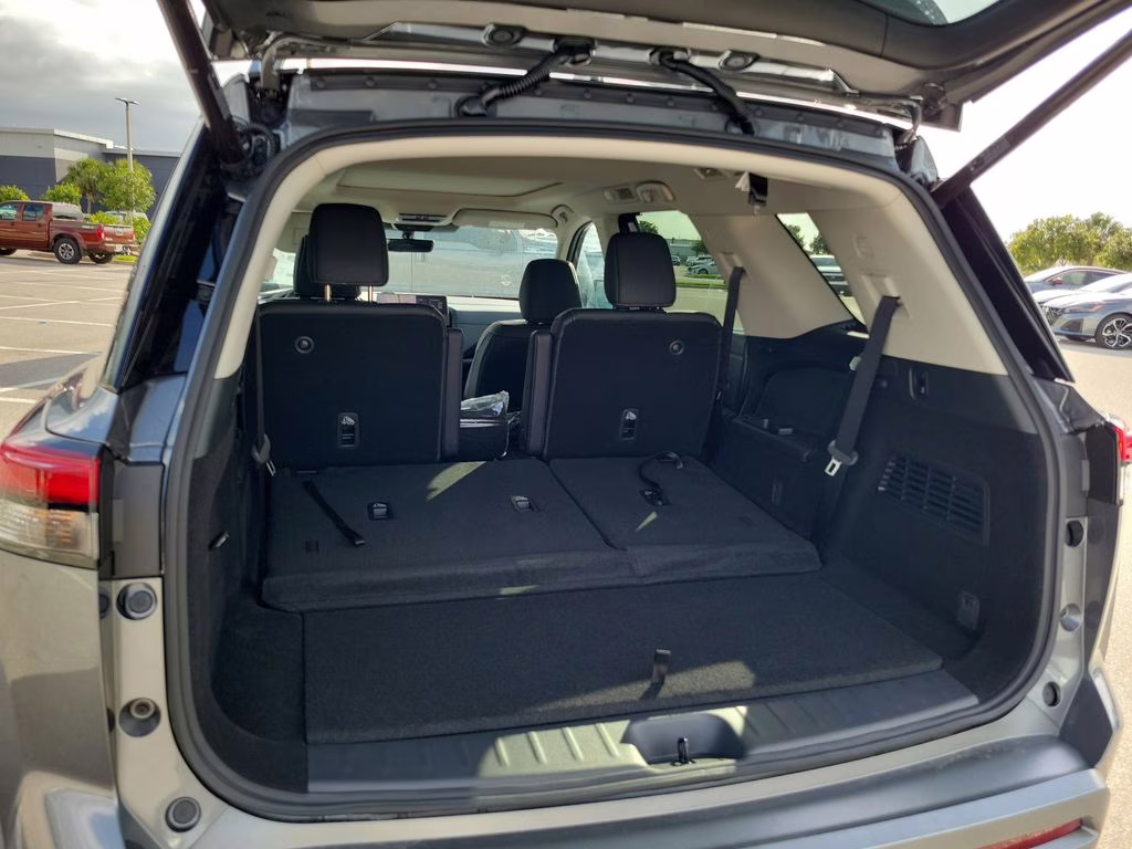 2026 Gun Metallic Nissan Pathfinder SL 4X4 SUV