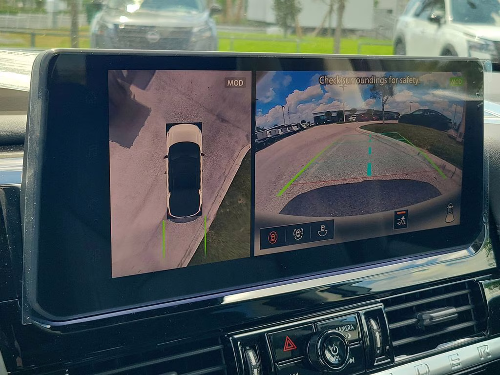 2026 Boulder Gray Nissan Pathfinder Platinum 4X4 SUV