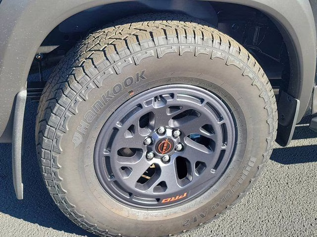 2026 Super Black Nissan Frontier PRO-X RWD Truck