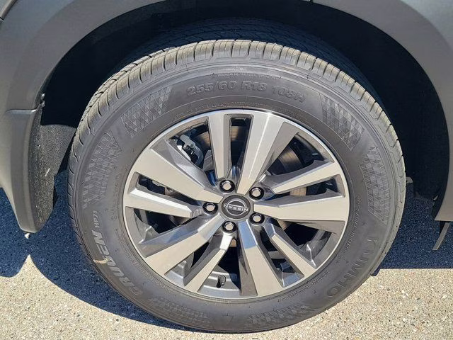 2026 Gun Metallic Nissan Pathfinder SL FWD SUV