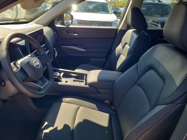 2026 Gun Metallic Nissan Pathfinder SL FWD SUV