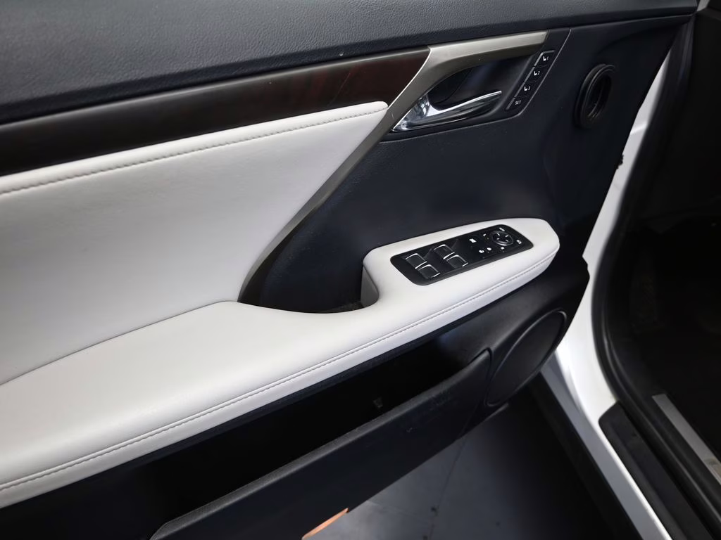 2022 Eminent White Pearl Lexus RX 350 FWD SUV