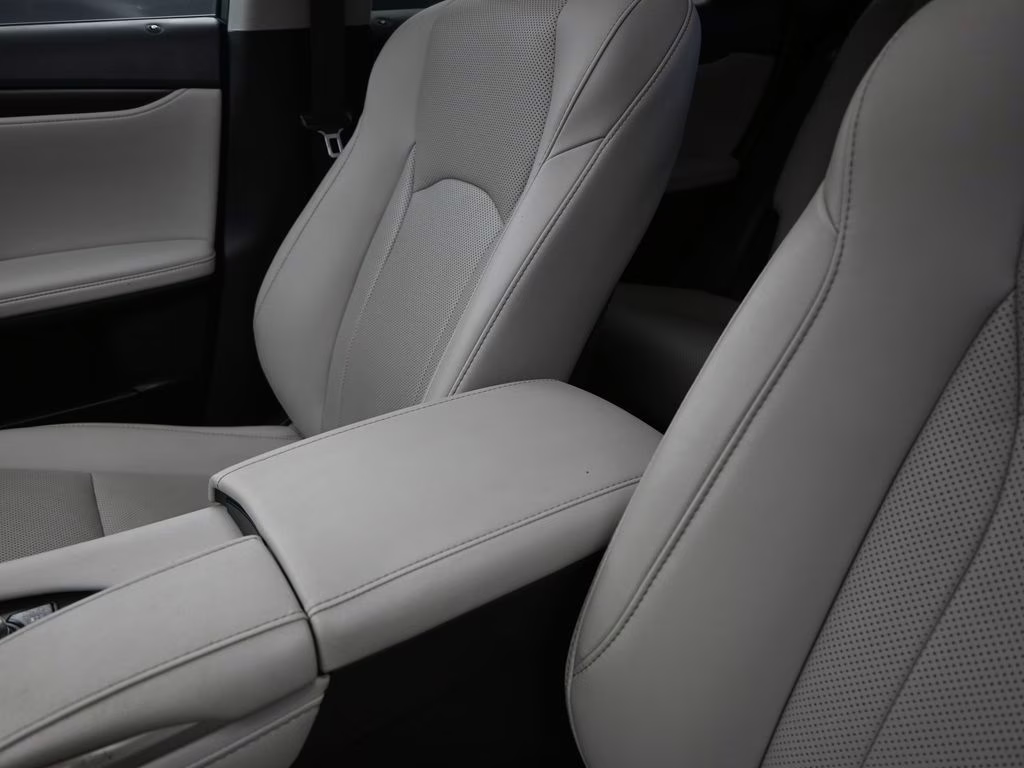 2022 Eminent White Pearl Lexus RX 350 FWD SUV