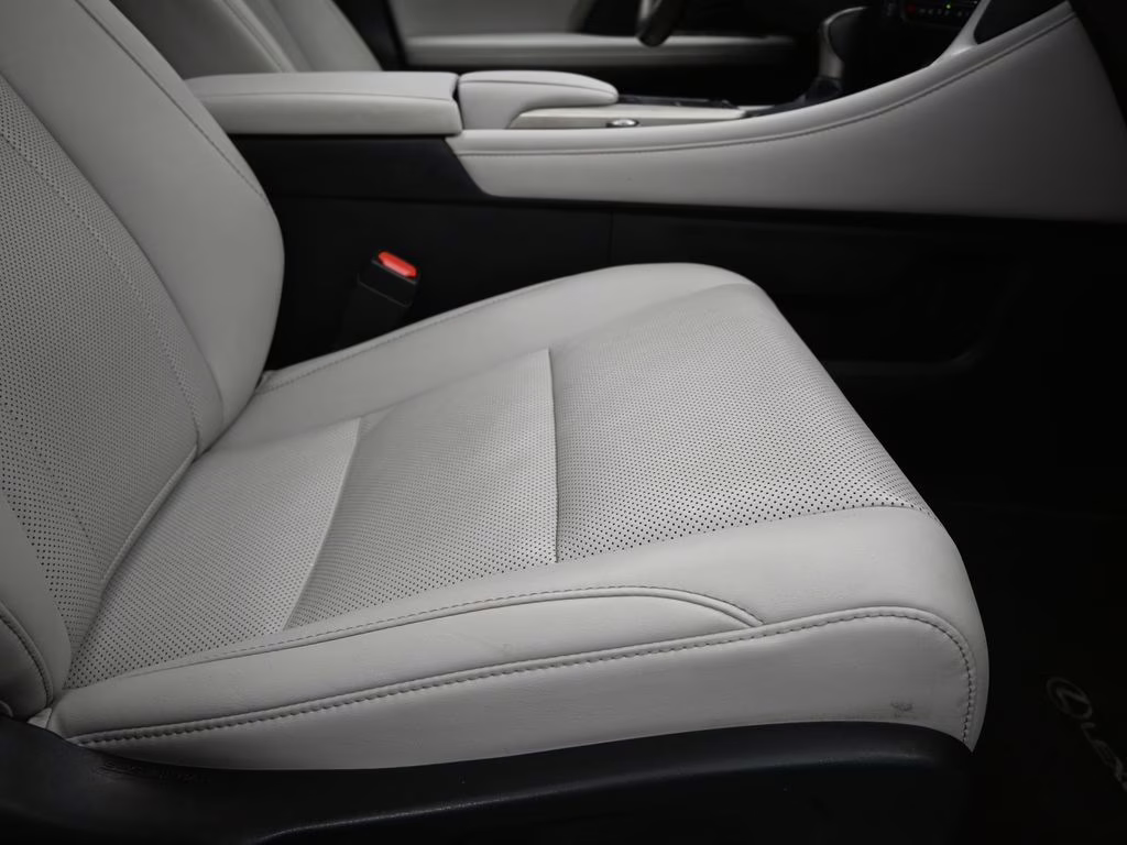 2022 Eminent White Pearl Lexus RX 350 FWD SUV