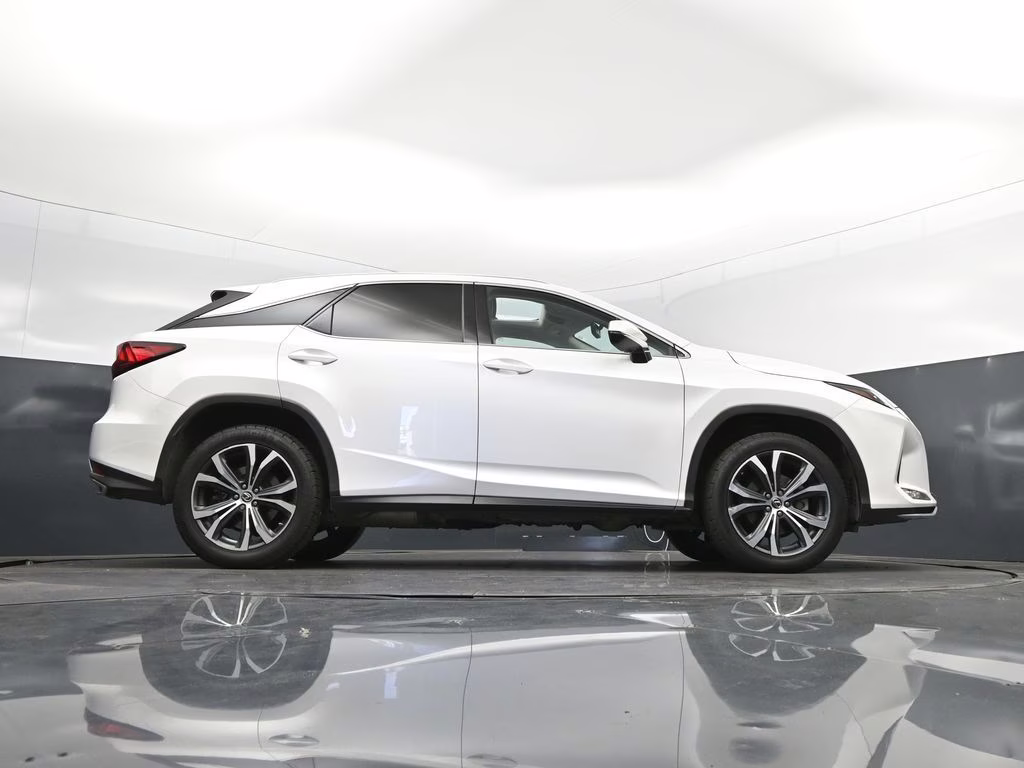 2022 Eminent White Pearl Lexus RX 350 FWD SUV