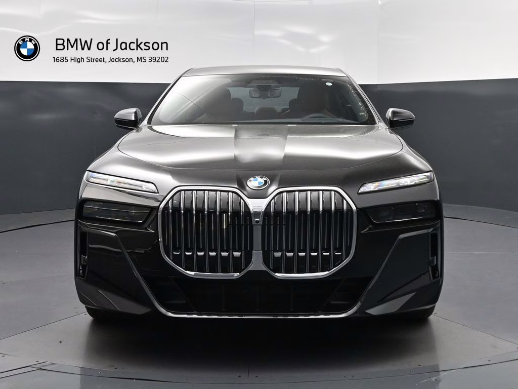 2026 Black Sapphire Metallic BMW 7 Series 760i xDrive AWD Sedan