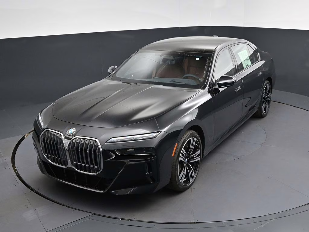 2026 Black Sapphire Metallic BMW 7 Series 760i xDrive AWD Sedan