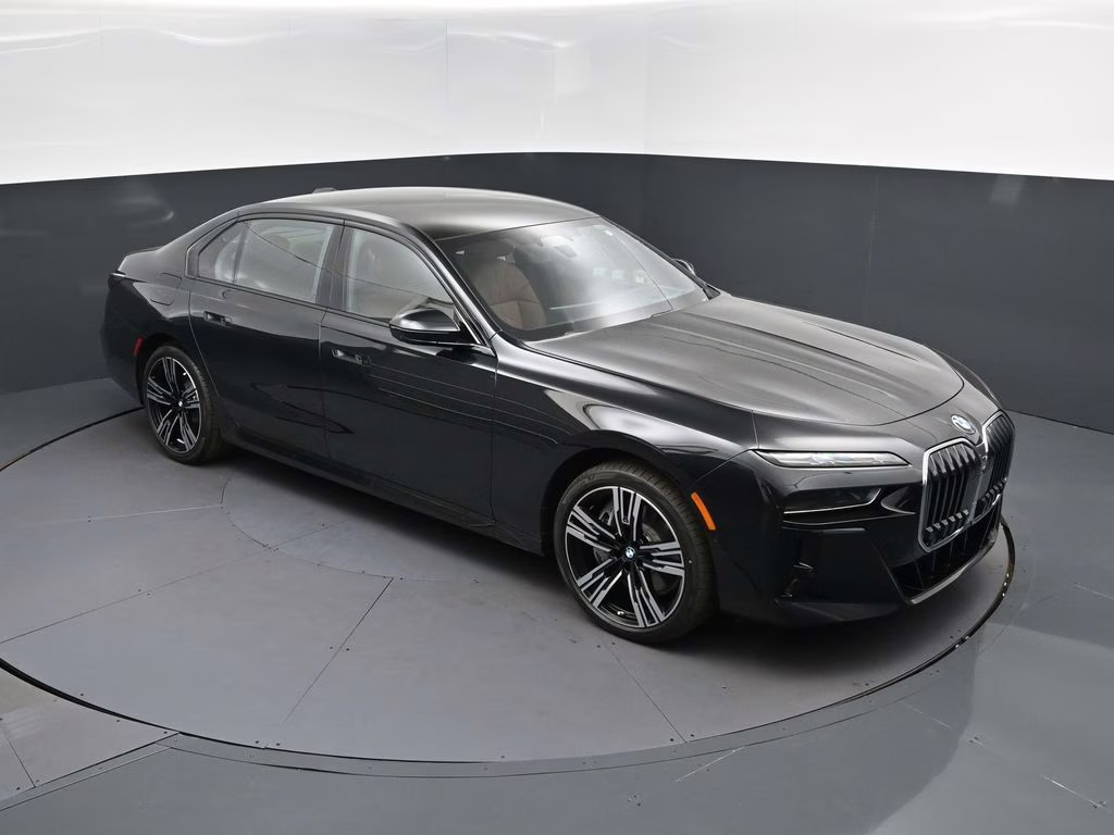2026 Black Sapphire Metallic BMW 7 Series 760i xDrive AWD Sedan