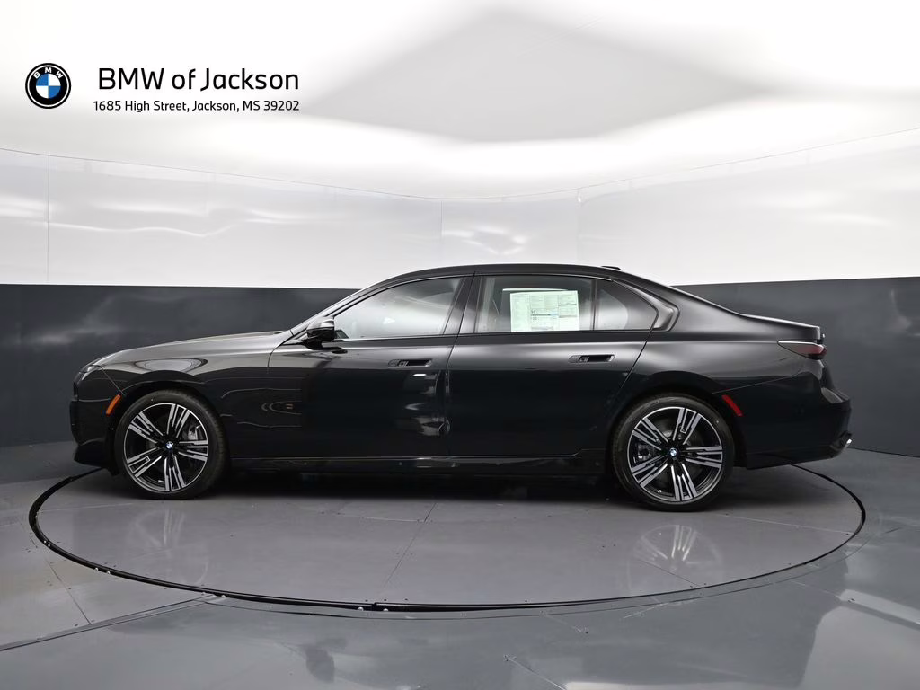 2026 Black Sapphire Metallic BMW 7 Series 760i xDrive AWD Sedan
