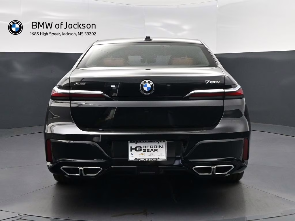 2026 Black Sapphire Metallic BMW 7 Series 760i xDrive AWD Sedan