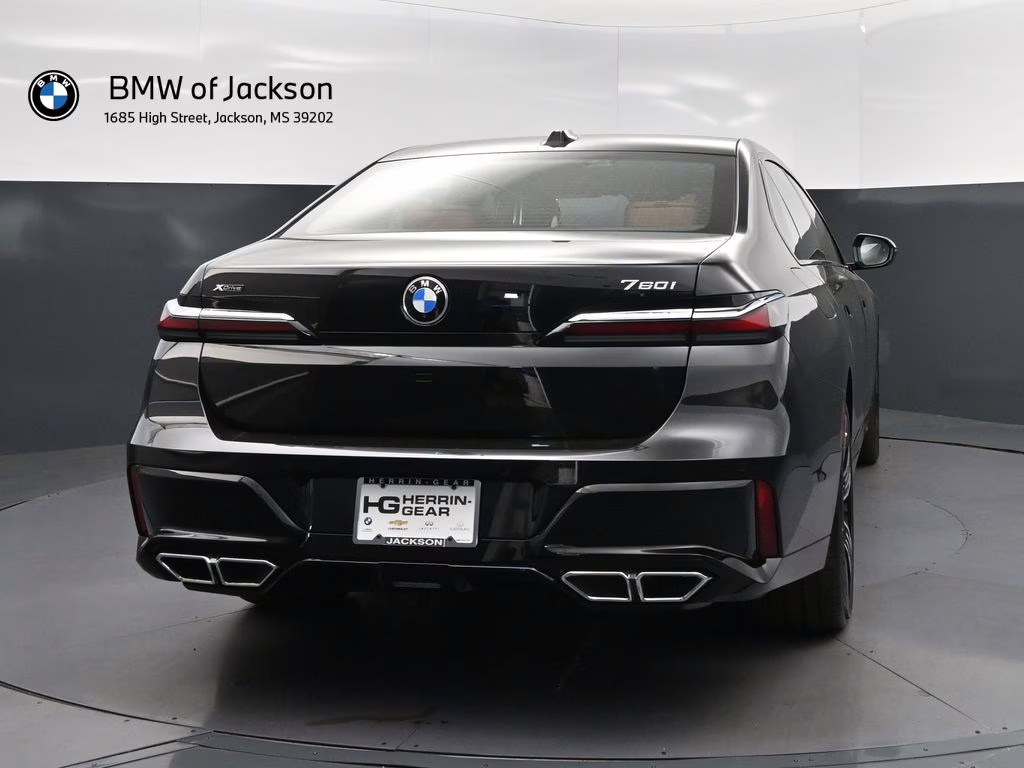 2026 Black Sapphire Metallic BMW 7 Series 760i xDrive AWD Sedan