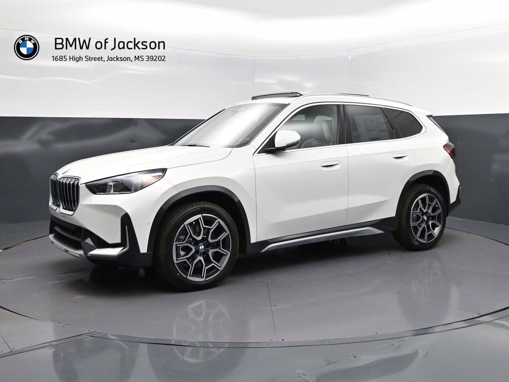 2026 Mineral White Metallic BMW X1 xDrive28i AWD SUV