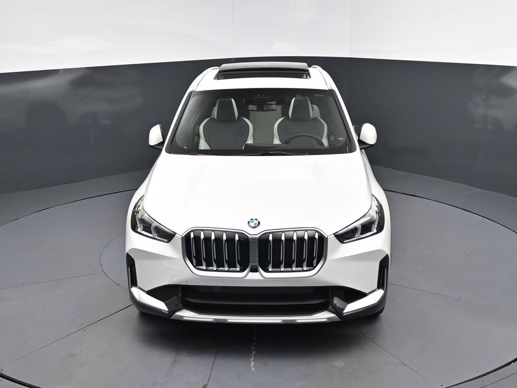 2026 Mineral White Metallic BMW X1 xDrive28i AWD SUV