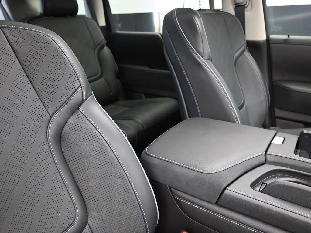 2025 Black Obsidian INFINITI QX80 LUXE RWD SUV