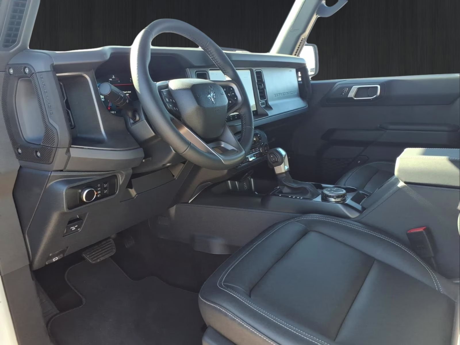 2026 Oxford White Ford Bronco Big Bend 4X4 SUV
