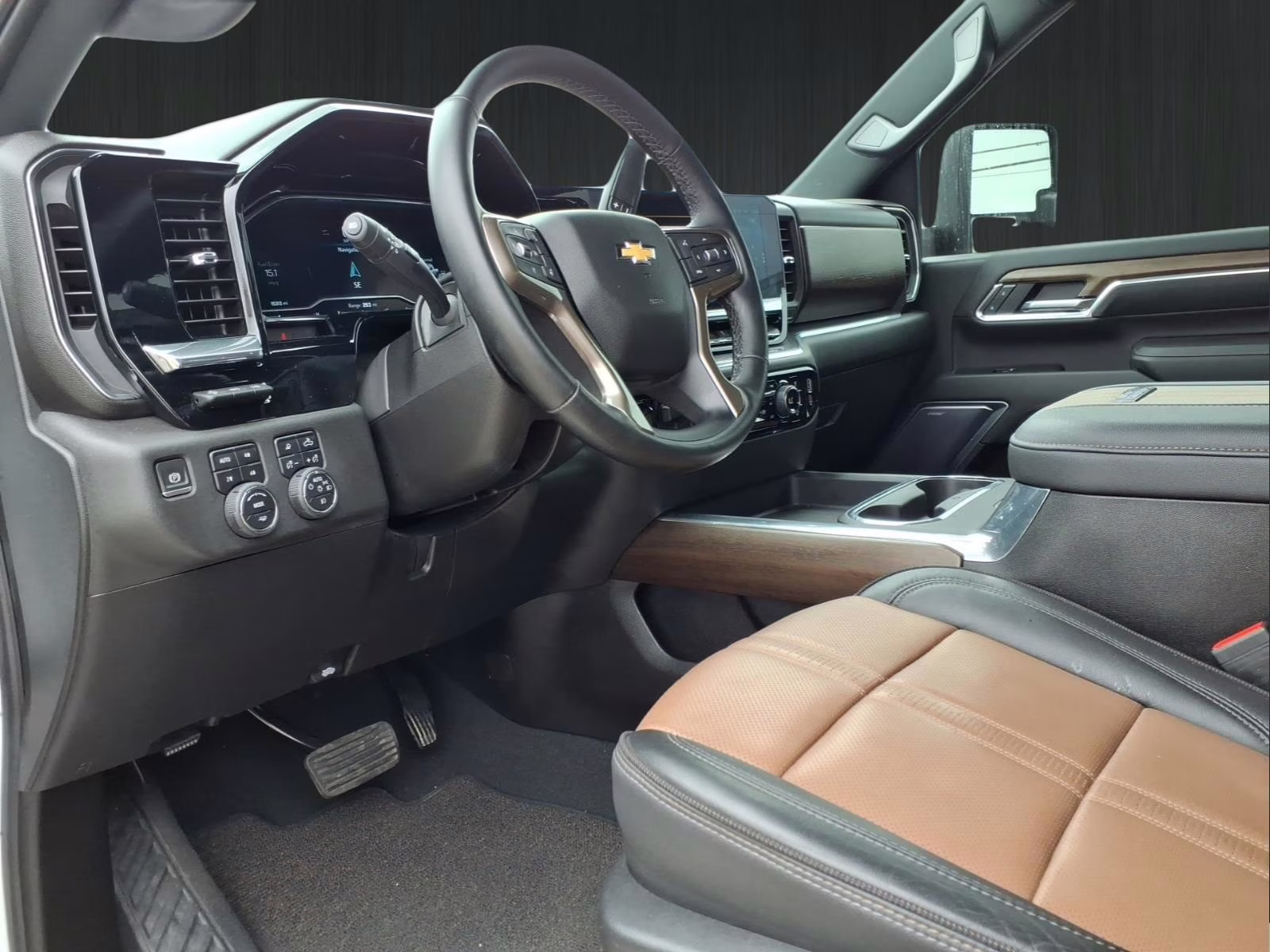 2024 Pearl Chevrolet Silverado 2500HD High Country 4X4 Truck