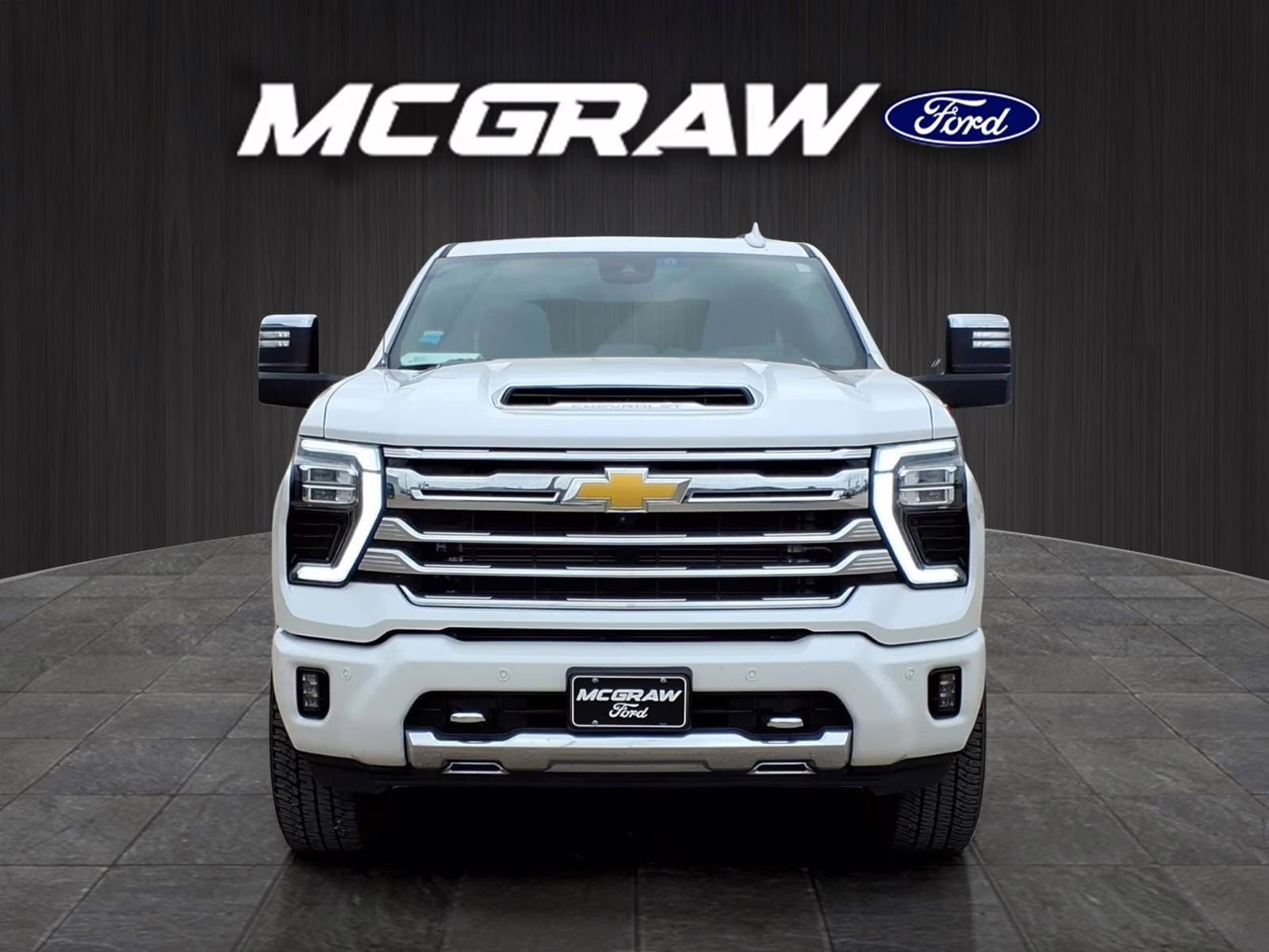 2024 Pearl Chevrolet Silverado 2500HD High Country 4X4 Truck