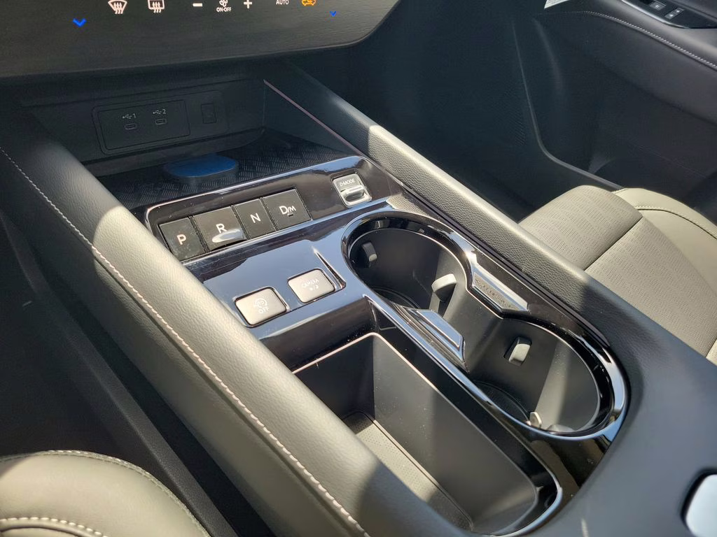 2026 Gun Metallic Nissan Murano Platinum AWD SUV