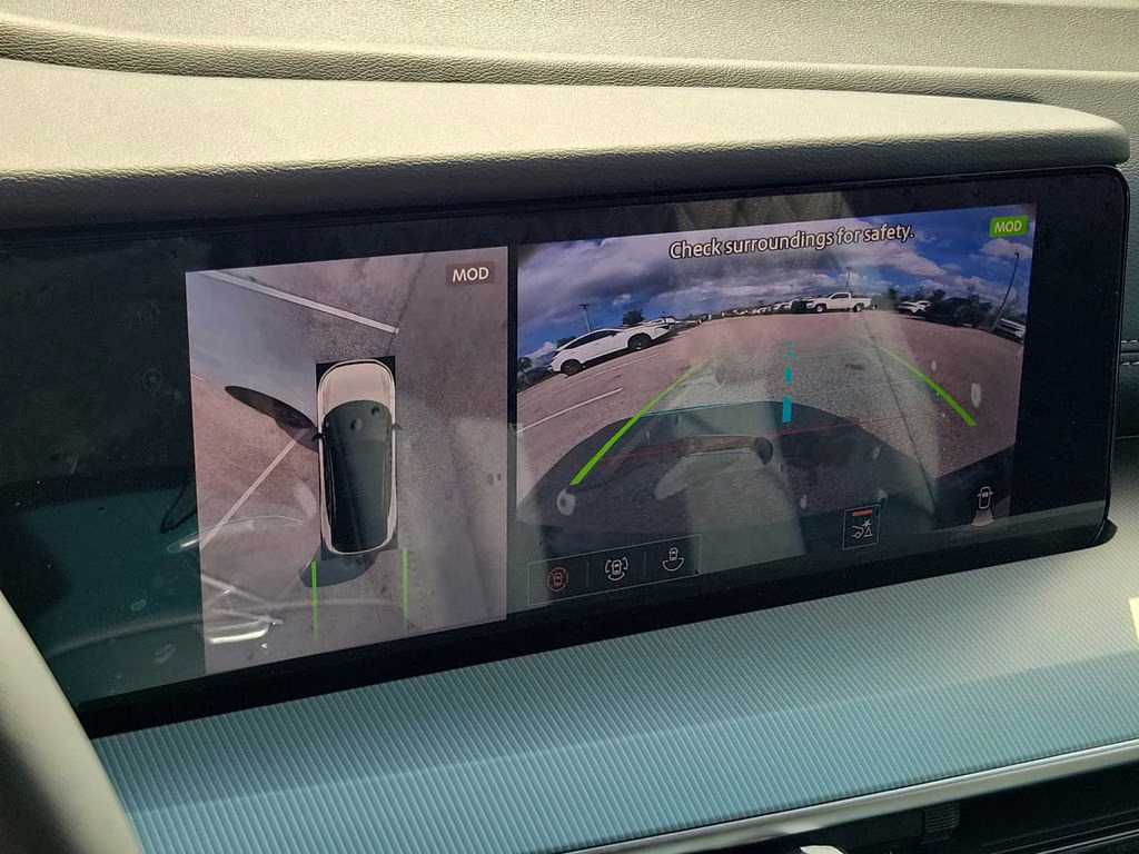 2026 Everest White Pearl Tricoat Nissan Murano Platinum AWD SUV