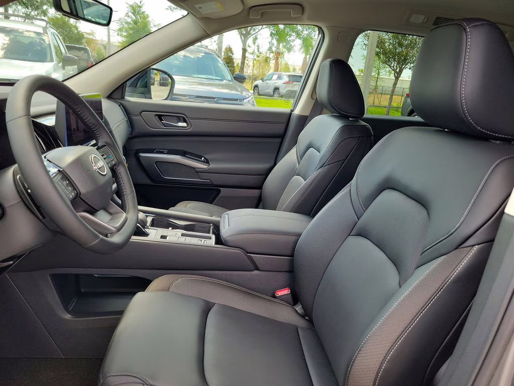 2026 Gun Metallic Nissan Pathfinder SL FWD SUV