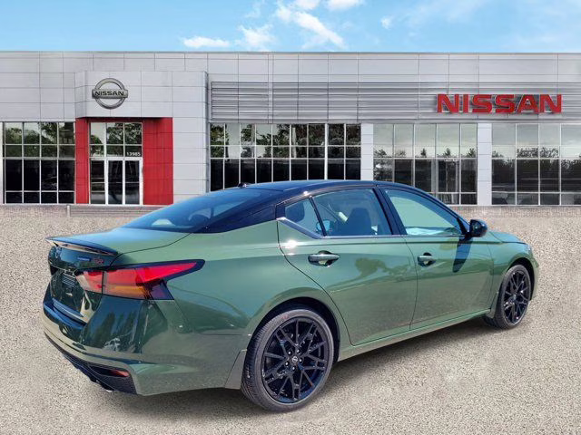 2026 Tactical Grn/Super Black Nissan Altima 2.5 SR FWD Sedan