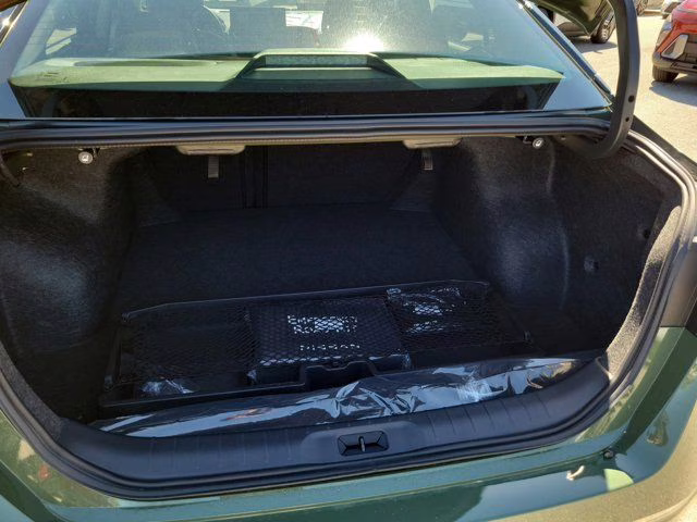 2026 Tactical Grn/Super Black Nissan Altima 2.5 SR FWD Sedan