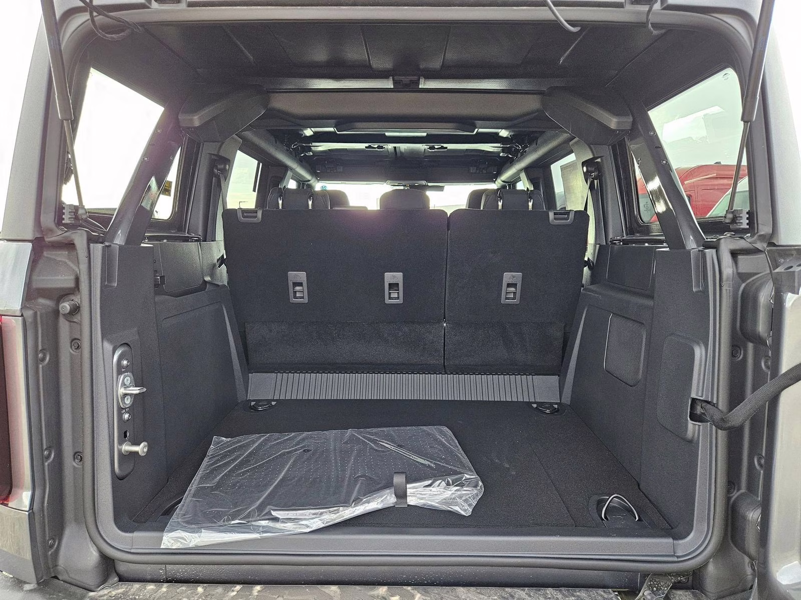 2026 Gray Metallic Ford Bronco Big Bend 4X4 SUV