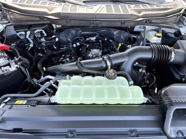 2026 Avalanche Ford F-150 XLT RWD Truck