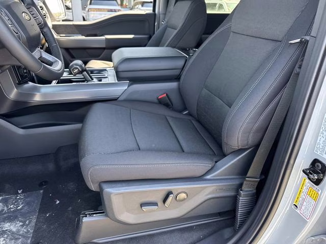 2026 Avalanche Ford F-150 XLT RWD Truck