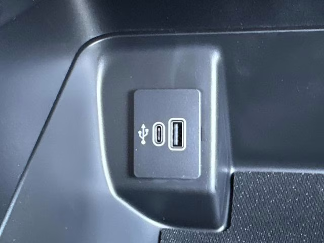 2026 Oxford White Ford F-150 XLT 4X4 Truck