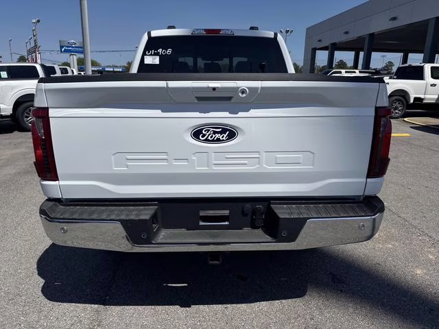 2026 Oxford White Ford F-150 XLT 4X4 Truck