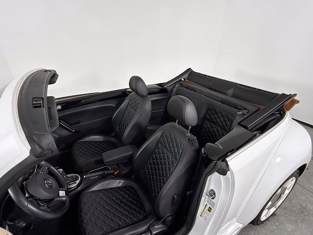 2019 Pure White Volkswagen Beetle Convertible 2.0T Final Edition SEL FWD Convertible