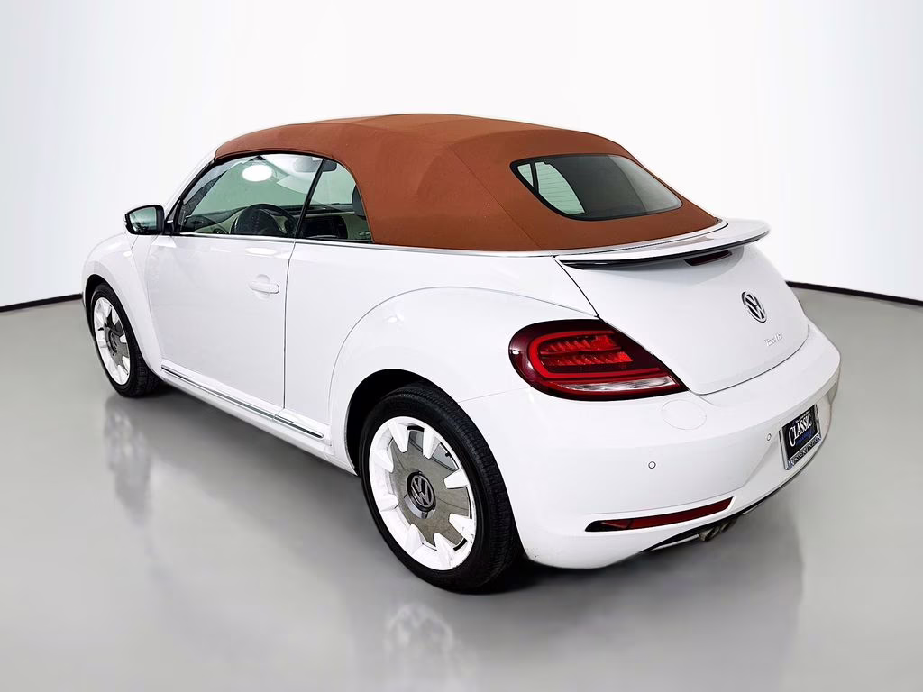 2019 Pure White Volkswagen Beetle Convertible 2.0T Final Edition SEL FWD Convertible