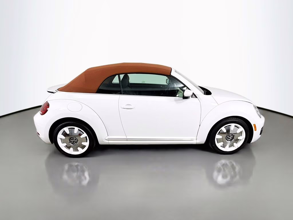 2019 Pure White Volkswagen Beetle Convertible 2.0T Final Edition SEL FWD Convertible