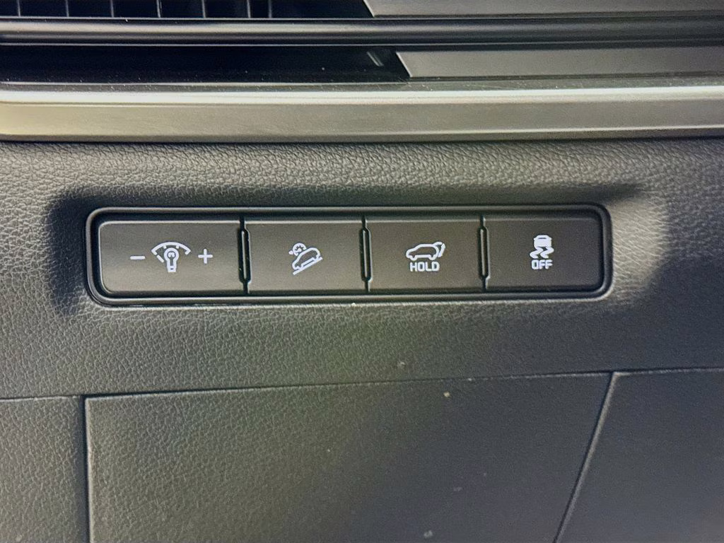 2025 Everlasting Silver Kia Telluride S FWD SUV