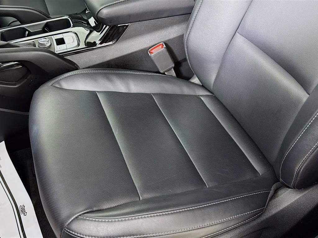 2025 Everlasting Silver Kia Telluride S FWD SUV