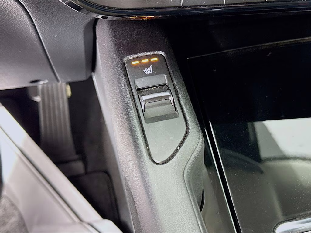 2025 Everlasting Silver Kia Telluride S FWD SUV