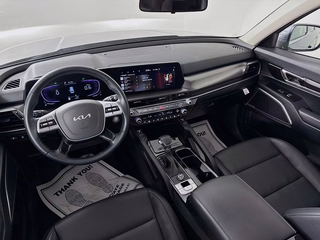 2025 Everlasting Silver Kia Telluride S FWD SUV