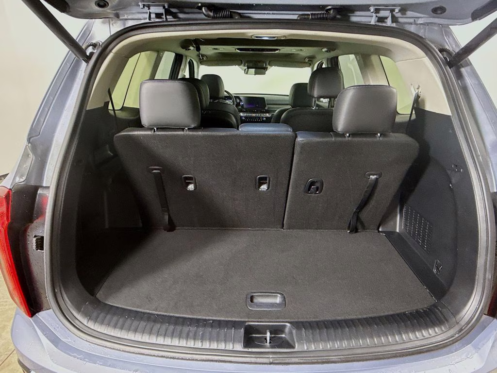 2025 Everlasting Silver Kia Telluride S FWD SUV