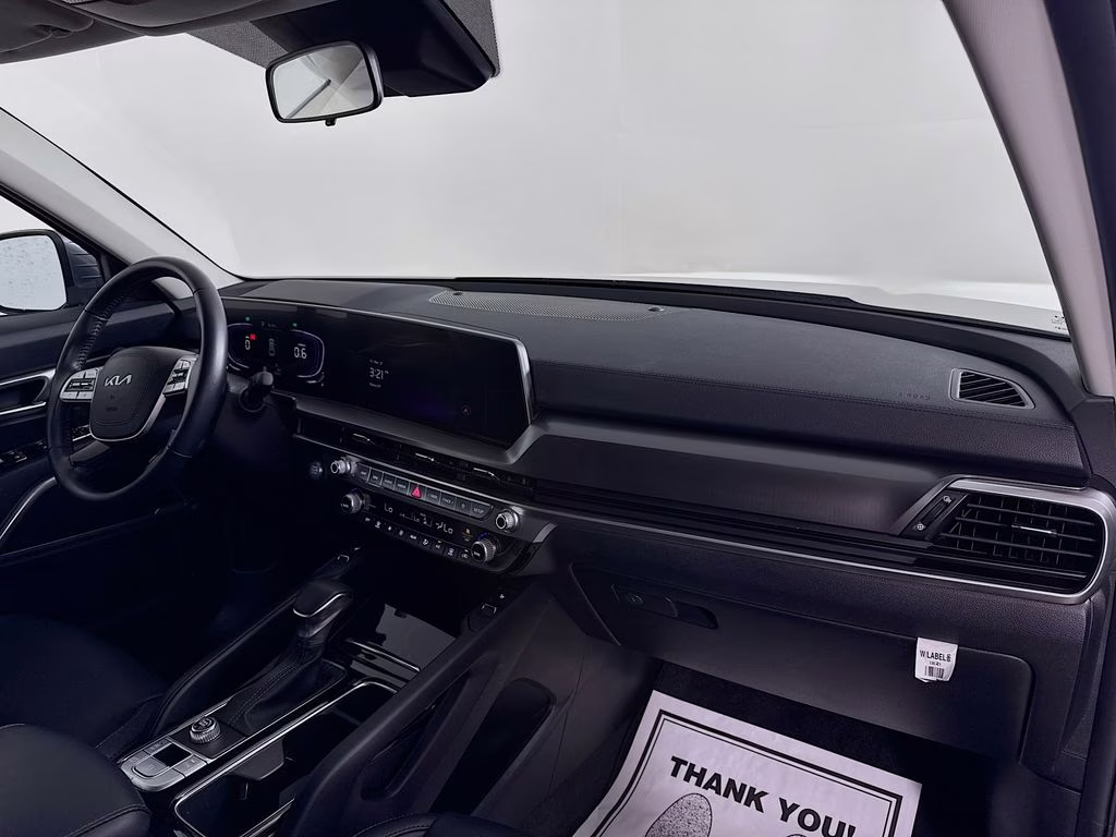 2025 Everlasting Silver Kia Telluride S FWD SUV