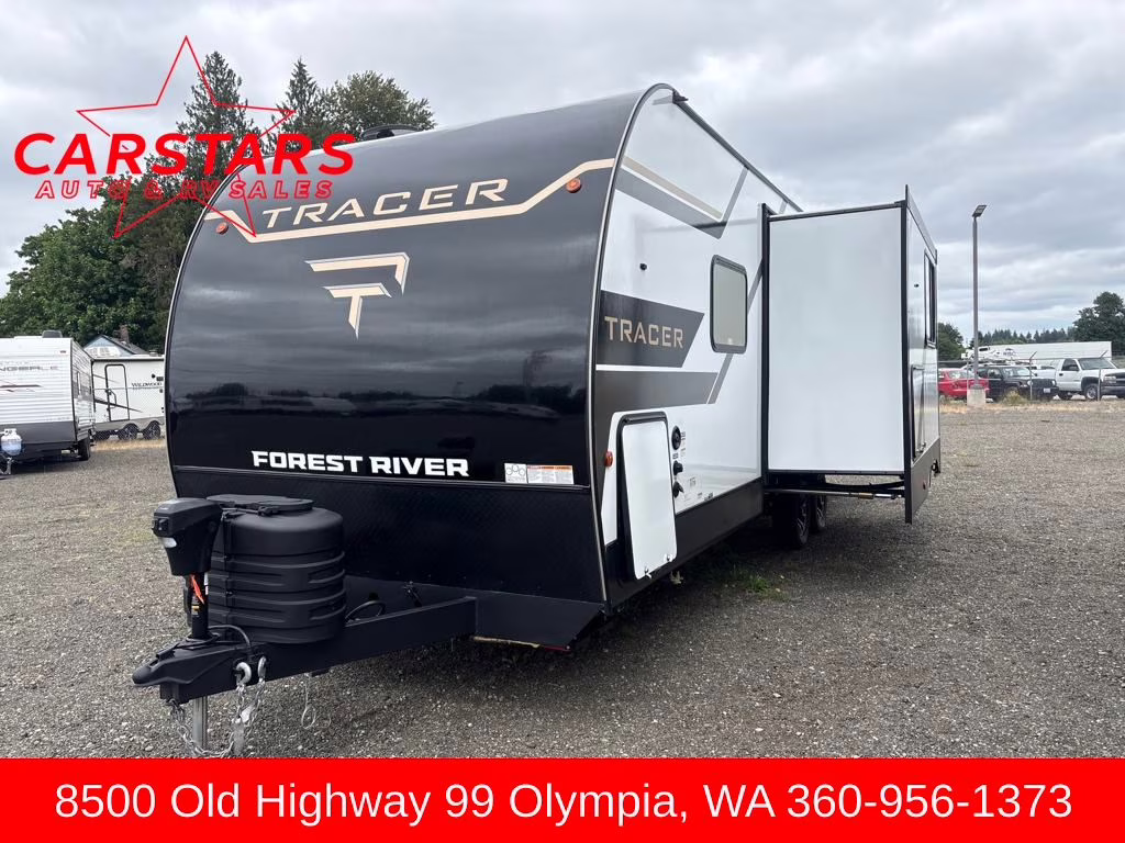 2025 White Prime Time Tracer 250BH Trailer