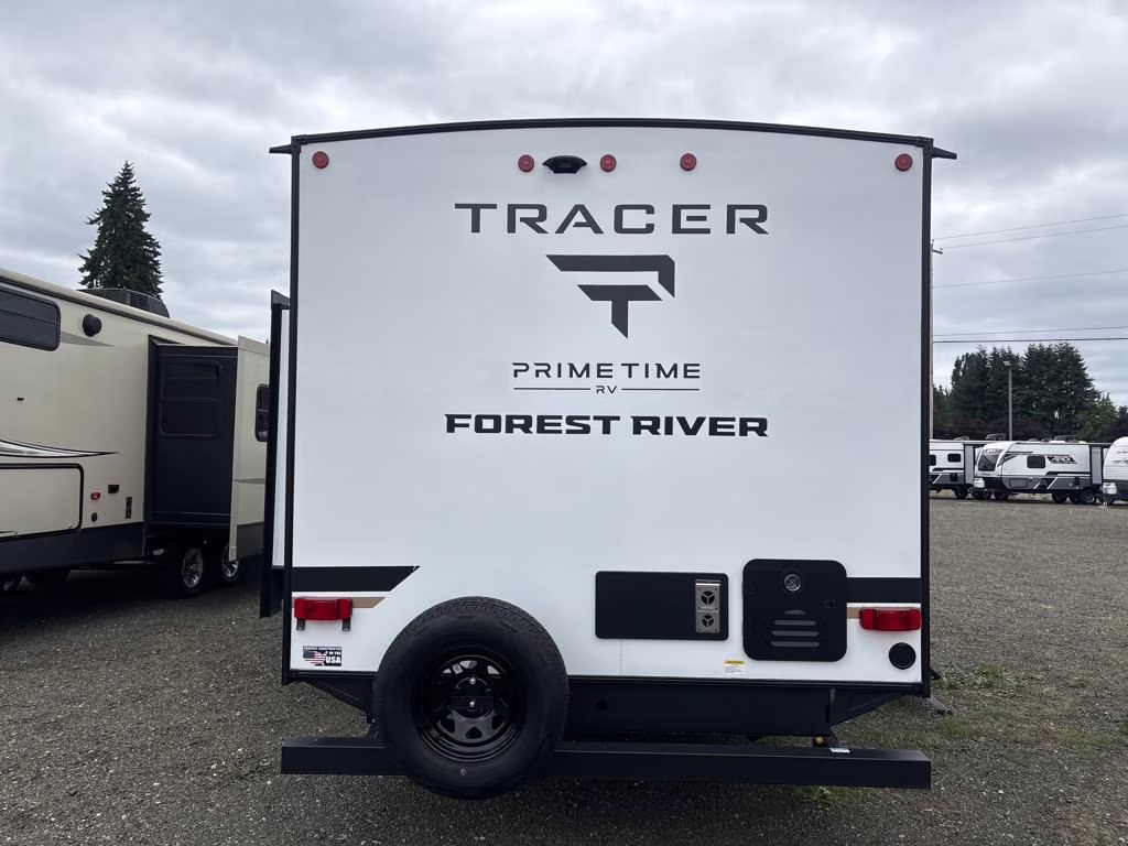 2025 White Prime Time Tracer 250BH Trailer