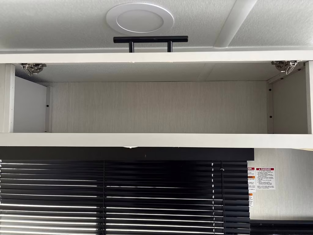 2025 White Prime Time Tracer 250BH Trailer