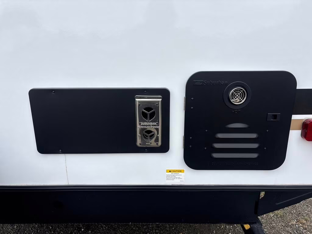 2025 White Prime Time Tracer 250BH Trailer