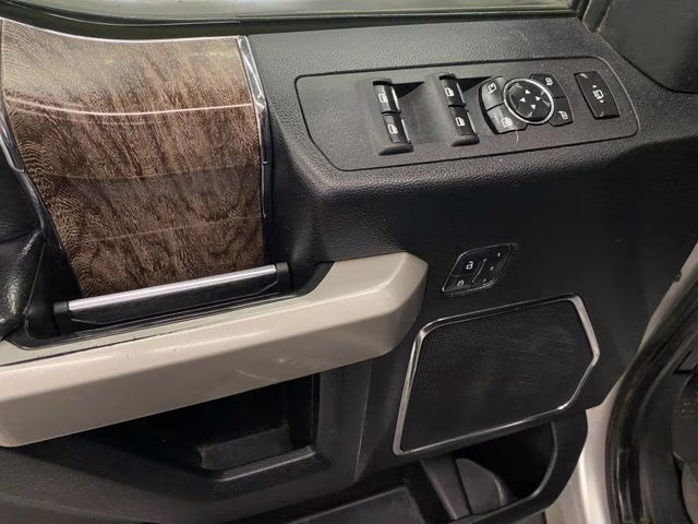 2017 Ingot Silver Metallic Ford Super Duty F-250 SRW Lariat 4X4 Truck