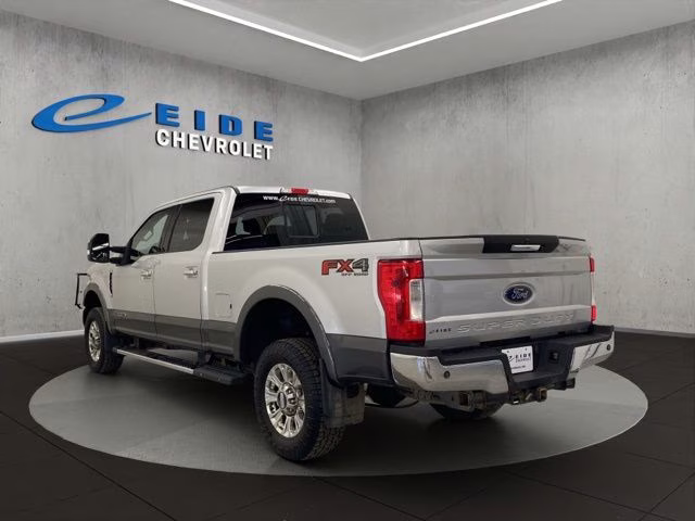 2017 Ingot Silver Metallic Ford Super Duty F-250 SRW Lariat 4X4 Truck