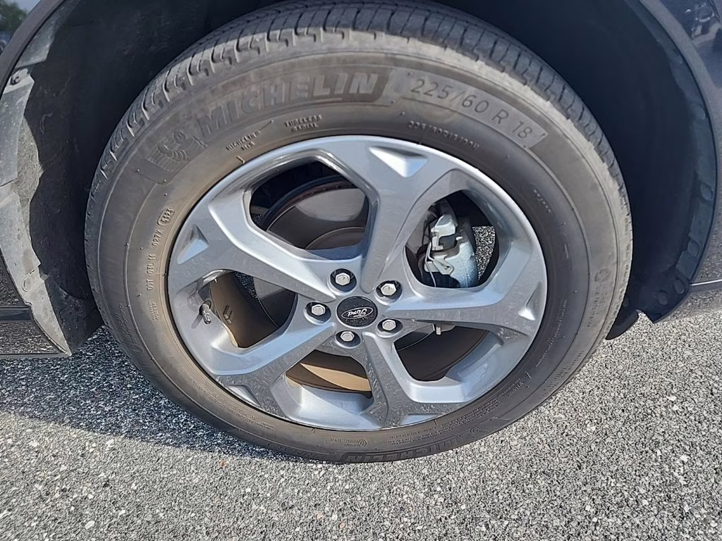 2024 rock metallic Ford Escape ST-Line AWD SUV